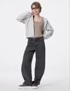 GU バレルレッグジーンズタグ付き　丈標準71〜75 股下71補正済み