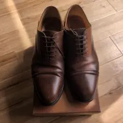 Berwick ブラウンレザー ドレスシューズ