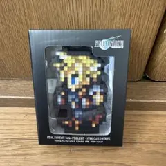 【新品未開封】FF7 ピクセライト クラウド・ストライフ ルームライト FF