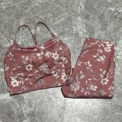 SUKALA ヨガウェアセット タンクトップとレギンス Mサイズ