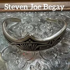 ナバホ族 Vernon Begay バタフライ スタンプワーク シルバーバングル