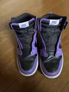 NIKE ハイカットスニーカー ブラック/パープル