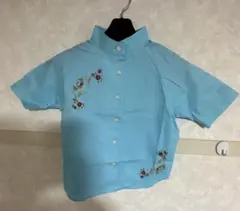 未使用　水色 半袖シャツ 刺繍入り　　120cm