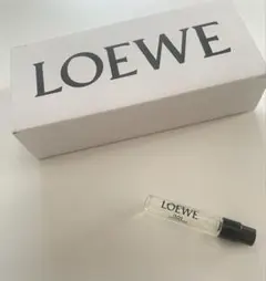 LOEWE 001 WOMAN 1.5ml オードゥ パルファン サンプルのサムネイル