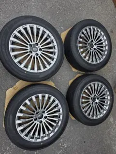 極美品！クラウン 19インチ 純正 スタッドレスバリ山タイヤセット