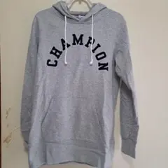 Champion グレー フード付きパーカー