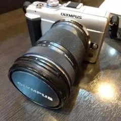 OLYMPUS PEN E-PL7 レンズ2本・付属品セット 液晶表示不良あり - メルカリ