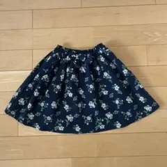 130㎝　3can4on 花柄スカートのサムネイル