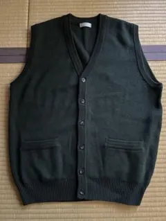 ダークグリーン Vネック ニットベスト