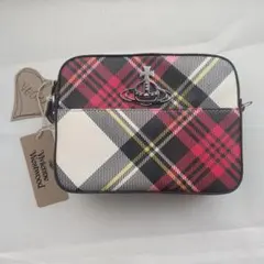 【新品　タグ付き】Vivienne Westwood カメラバッグ ドンキ購入品