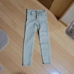 ZARAズボン