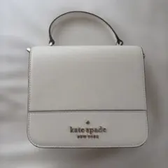 kate spade ステイシースクエアクロスボディホワイトバック