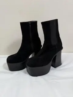 黒 スエード サイドゴアブーツ