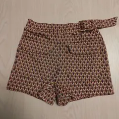 ZARA幾何学模様 ショートパンツ