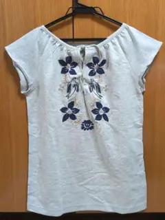 DGRACE　半袖　Tシャツのサムネイル