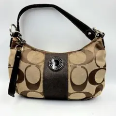 極美品 COACH ハンドバッグ ハーフムーンシグネチャー チャーム付 黒