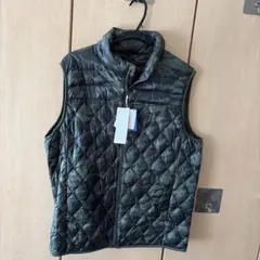 ユニクロウルトラライトダウンベスト キルトブロック