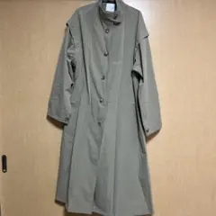 カーキ ノーカラー トレンチコート