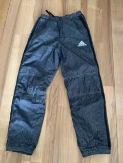 最終価格❗️アディダス　ナイロンパンツ　140