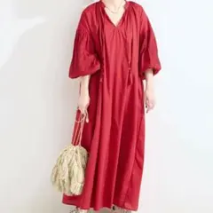 オシャレな赤♡　B.C STOCK ピンタックスリーブワンピース M 手洗い可のサムネイル