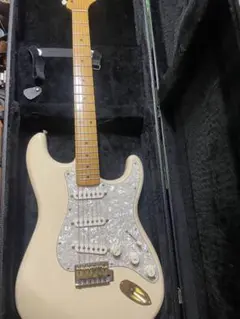 アルダーボディSquier 50s Stratocaster 60周年限定記念版 - メルカリ