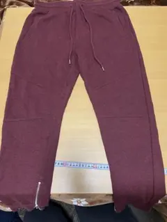 バーガンディ ジョガーパンツ 裾ジッパー付き
