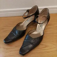 卑弥呼　パンプス　ヒール　22㎝　ストラップ付　ポインテッドトゥ