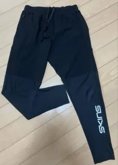 SKINS トレーニングパンツ