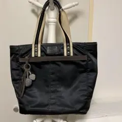 コーチ　ハンドバッグ　黒