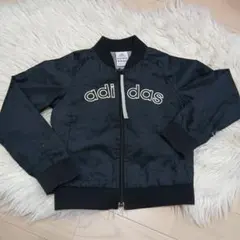 adidas 黒　ウインドブレーカー