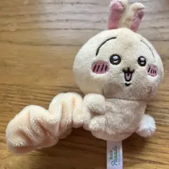 ちいかわ　うさぎ　シュシュ