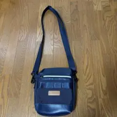 ゴールデンベア ショルダーバッグ