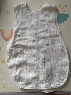 ホワイト ベビースリーパー 星と月模様