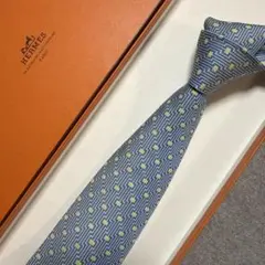 エルメス　ネクタイ　青・黄色　シルクジャガードのサムネイル