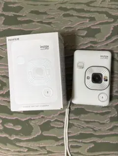 Item thumbnail for item 66f71daa-6fbe-4913-9c7b-f8ee51f4132c