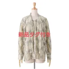 新品タグ付きＱＶＣcalma レースプリントonレース スカーフタイブラウス