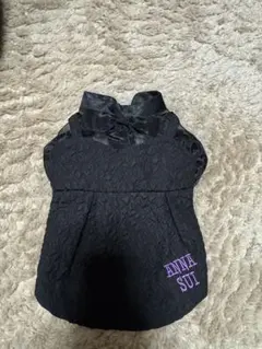 黒いリボン付き犬服のサムネイル