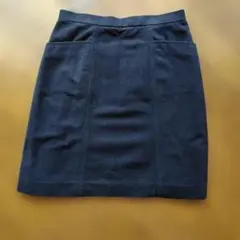 黒 タイトスカート 　ミニスカート