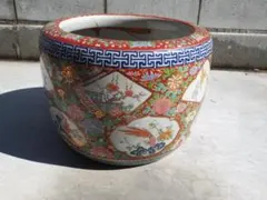 伊万里　十錦手火鉢　睡蓮鉢　花鳥図　ヒビ修復跡あり 2026年最新】十錦手火鉢の人気アイテム - メルカリ