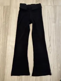 zaraフレアパンツ