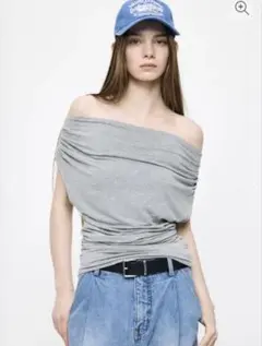 moussy DRAPE OFF SHOULDER CUT トップス　グレーのサムネイル