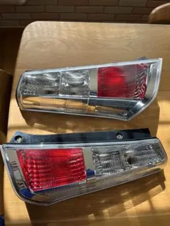 ダイハツ アトレー S321G S331G 純正 テールランプ 左右セット - メルカリ