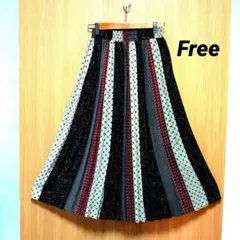 プリーツロングスカート 黒 赤 白 ストライプFree