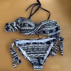 エスニック柄 ビキニ セパレート水着 ネイビー×ホワイトのサムネイル