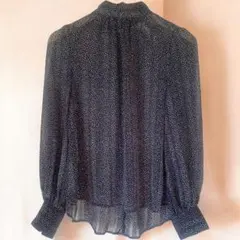 【早い者勝ち】　　H＆M ドットシフォン ゴールドボタン パフショルダーブラウス