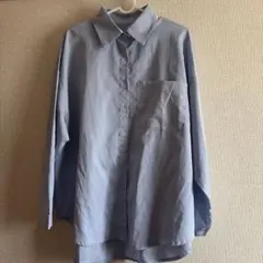 ライトブルー シャツ