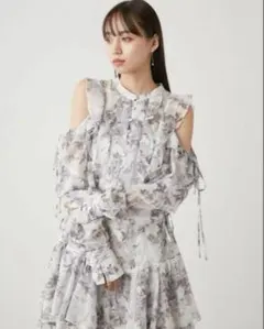 2025年最新】snidel スナイデル プリントフリルシフォンミニ