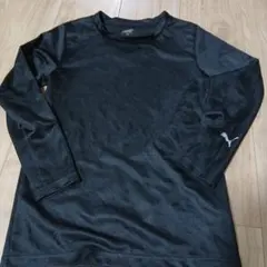 PUMA 黒 長袖カットソー 140サイズ