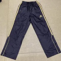 アディダス　ズボン　黒　130㎝