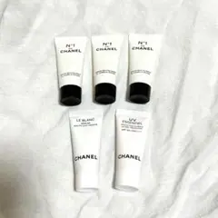 【即購入不可】CHANEL セラム　N°1ドゥシャネル　美容液のサムネイル